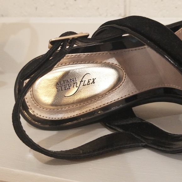 Comfy Alfani Wedges - Picture 7 of 7